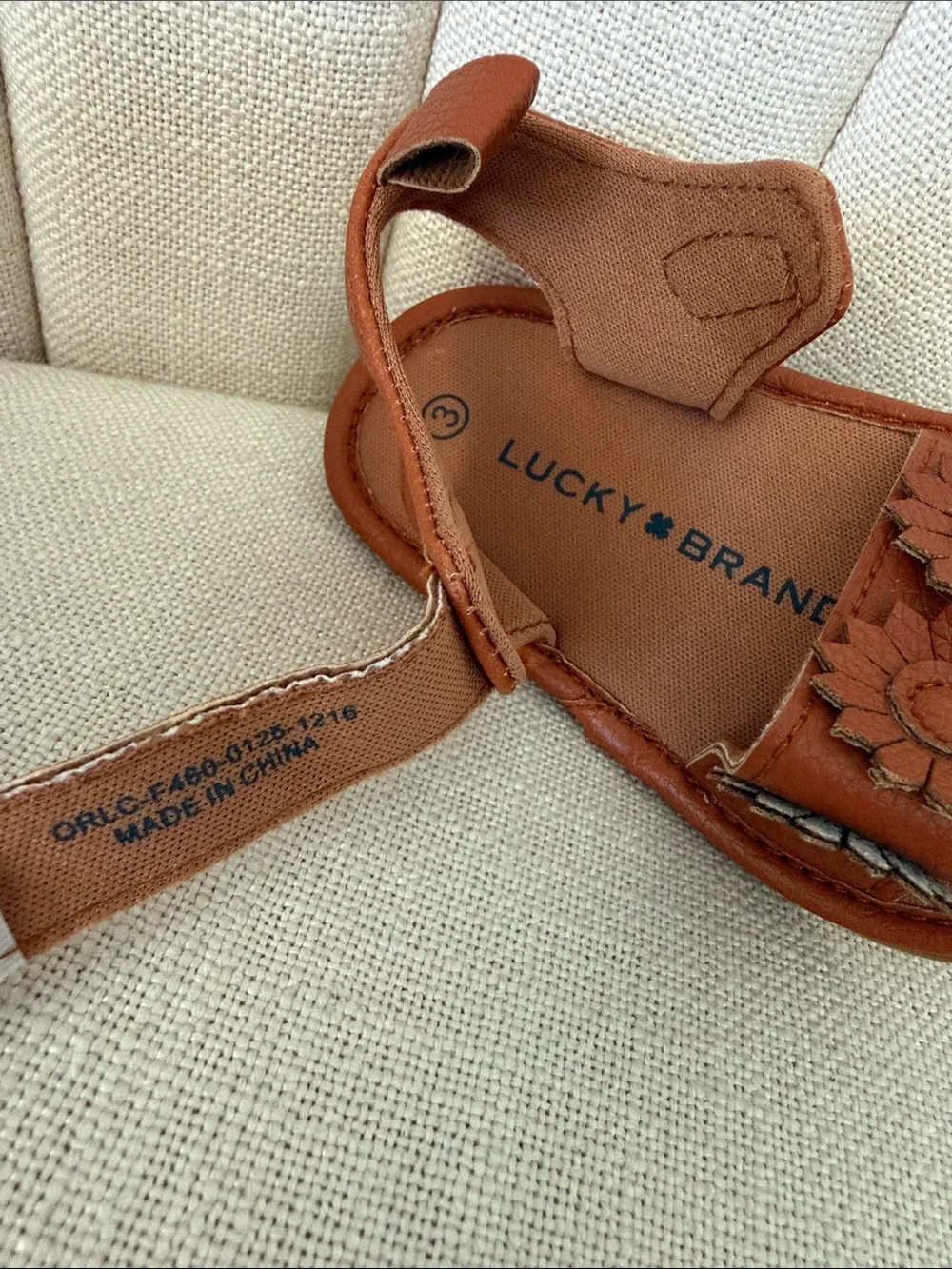 baby size 3 sandals LUCKY BRAND faux leather flower brown walker infant cute fun